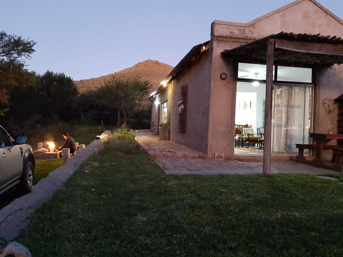 Waterval Farmstay Graaff-Reinet Kültér fotó